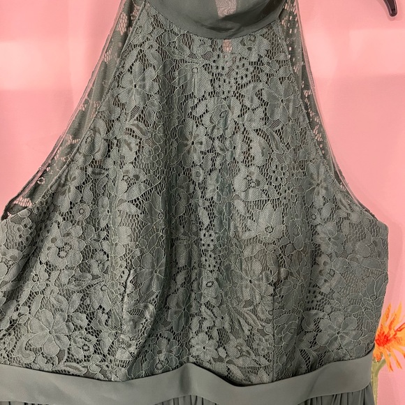 Azazie Emerald Green A18 "Emilia" - Picture 7 of 7